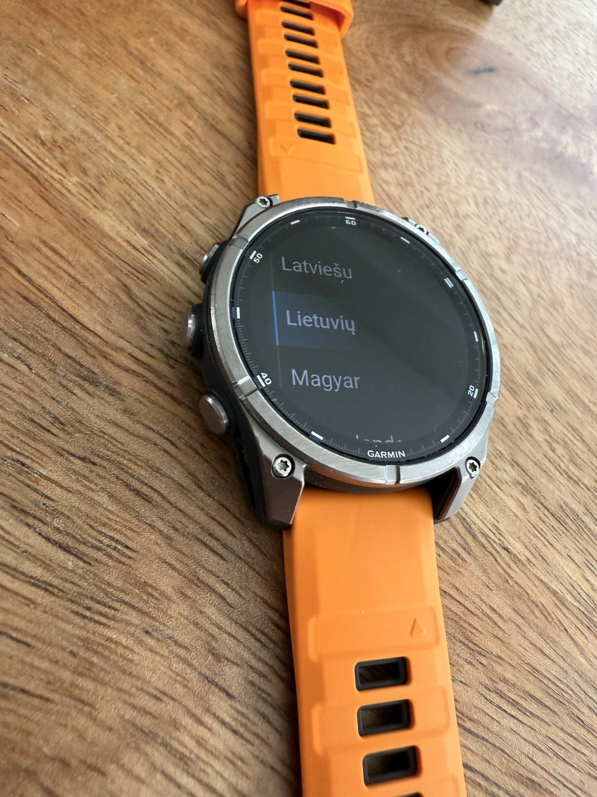 GARMIN Fenix 8 47MM AMOLED Sapphire Unisex Watch 010-02904-11 (Orange)
