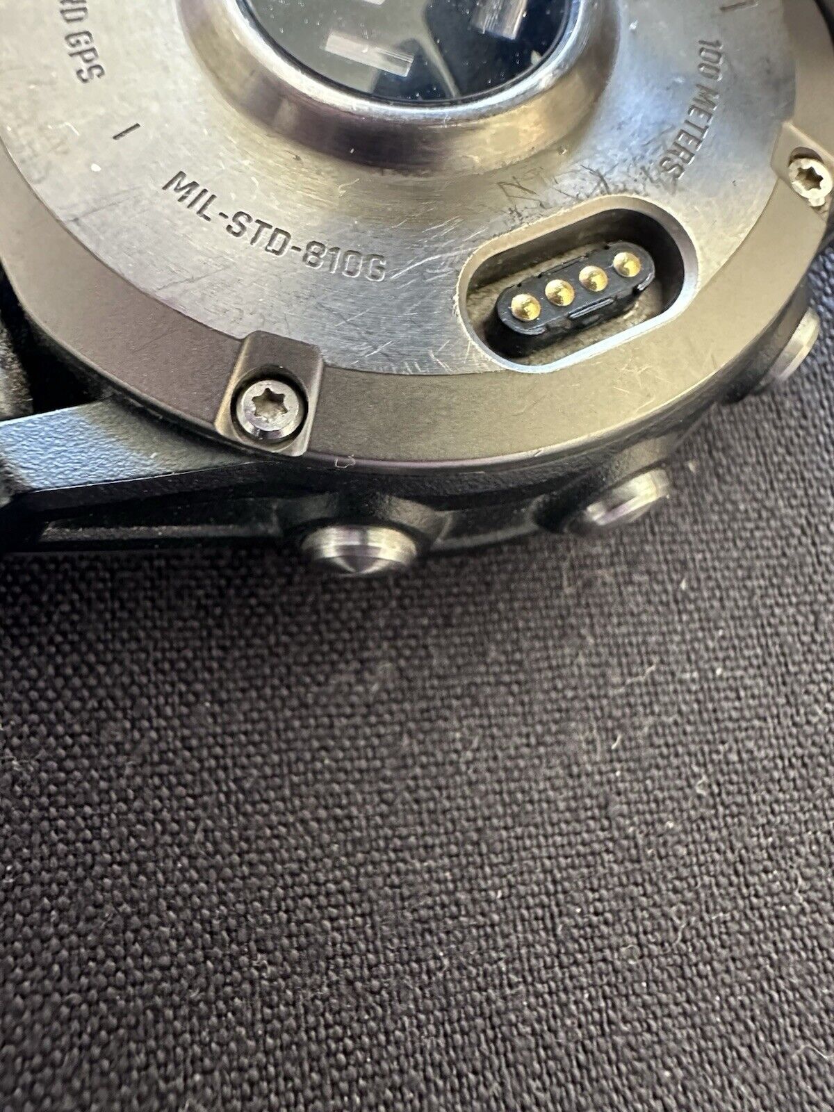 Garmin D2 Mach 1 Aviator Smartwatch with Titanium Band - Good Condition