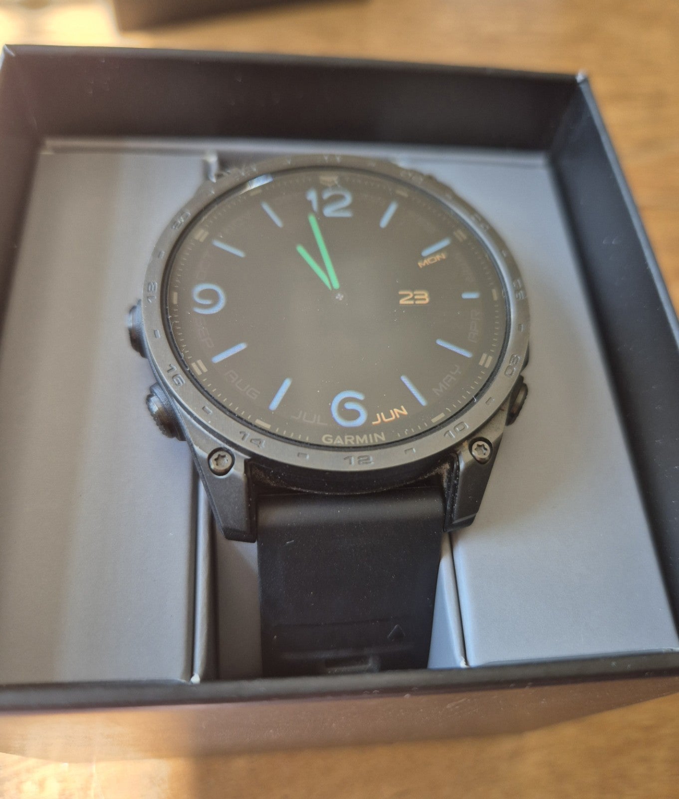 Garmin TACTIX 8 TACTICAL GPS WATCH Amoled 47mm