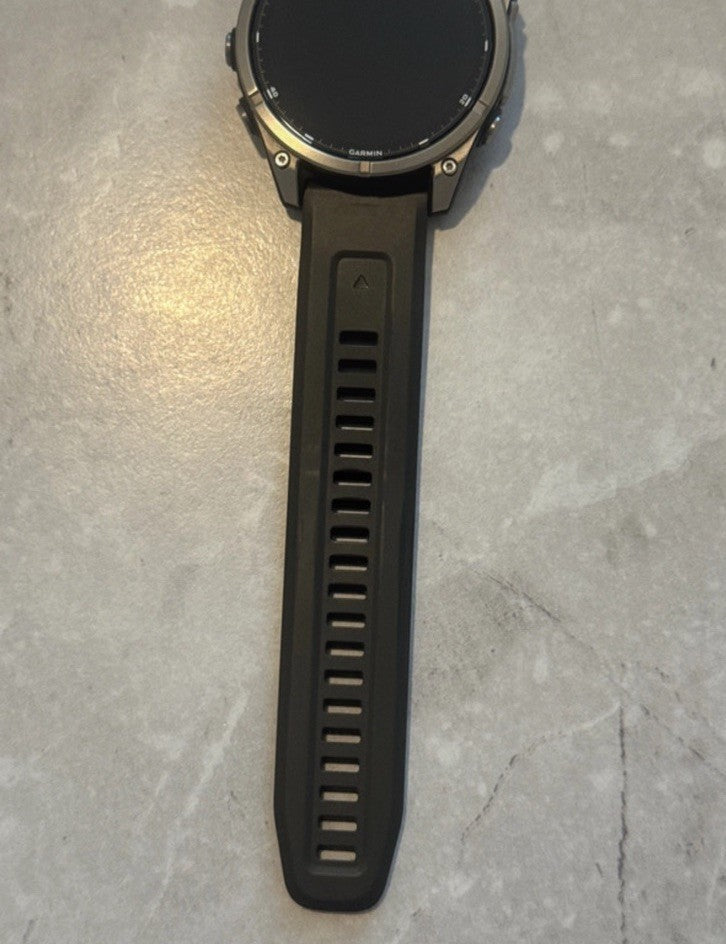 Garmin Fenix 8 47mm AMOLED Premium Multisport GPS Watch. EXCELLENT CONDITION