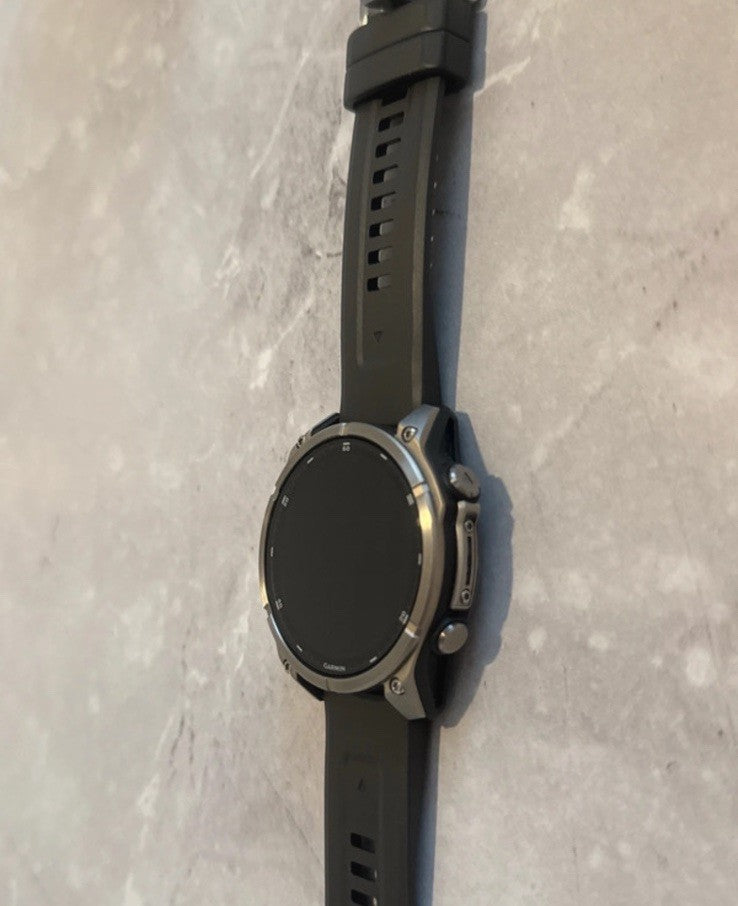 Garmin Fenix 8 47mm AMOLED Premium Multisport GPS Watch. EXCELLENT CONDITION