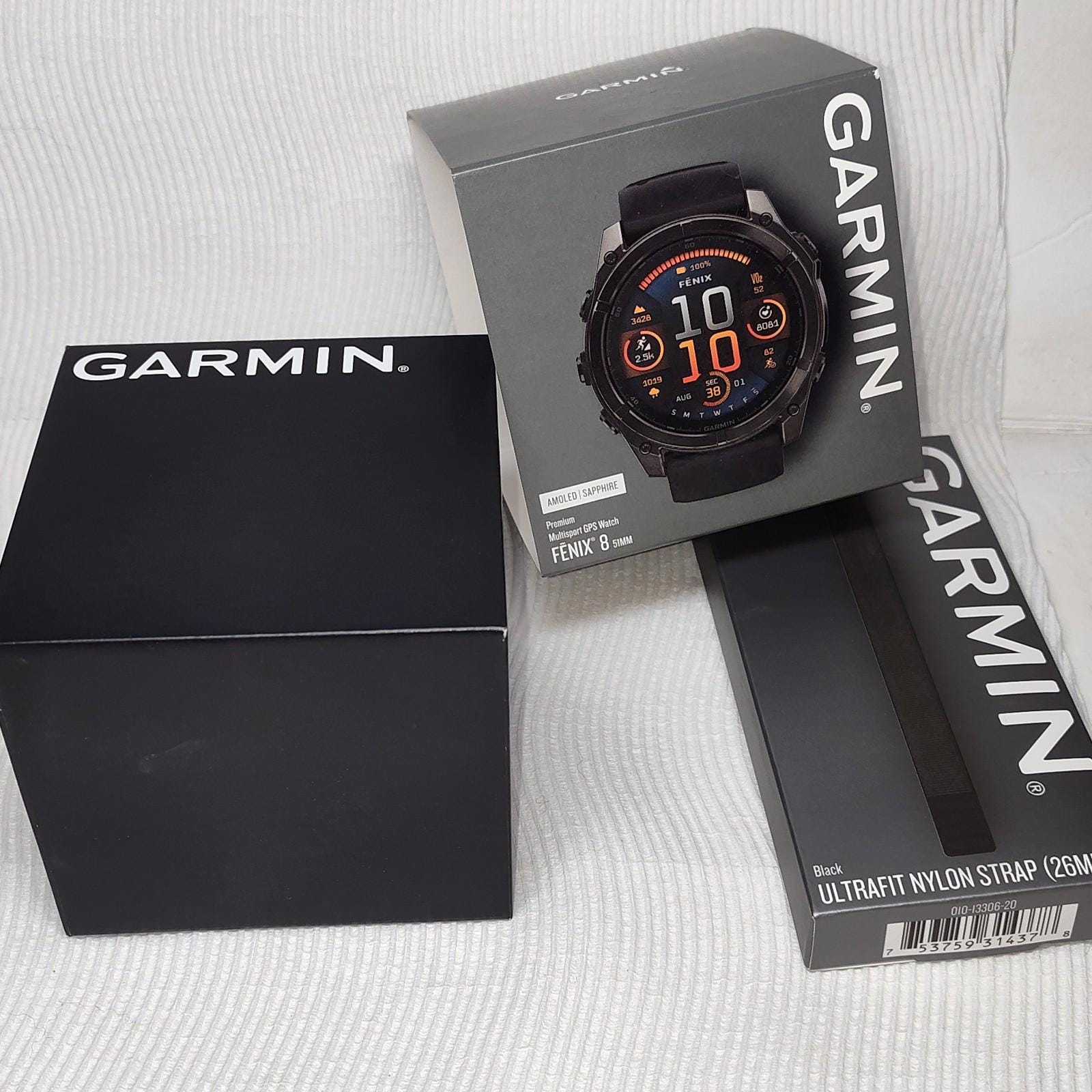 Garmin fenix 8 AMOLED Sapphire 51mm Smartwatch (Carbon Gray) Premium Multisport