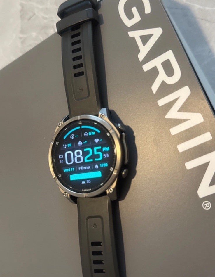 Garmin Fenix 8 47mm AMOLED Premium Multisport GPS Watch. EXCELLENT CONDITION