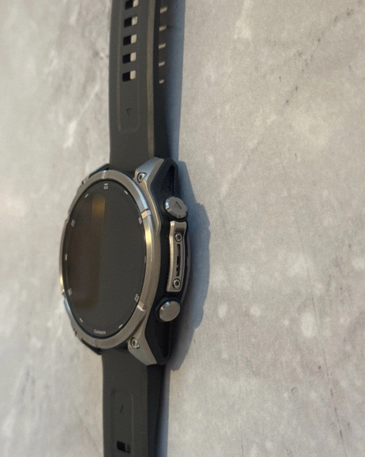 Garmin Fenix 8 47mm AMOLED Premium Multisport GPS Watch. EXCELLENT CONDITION